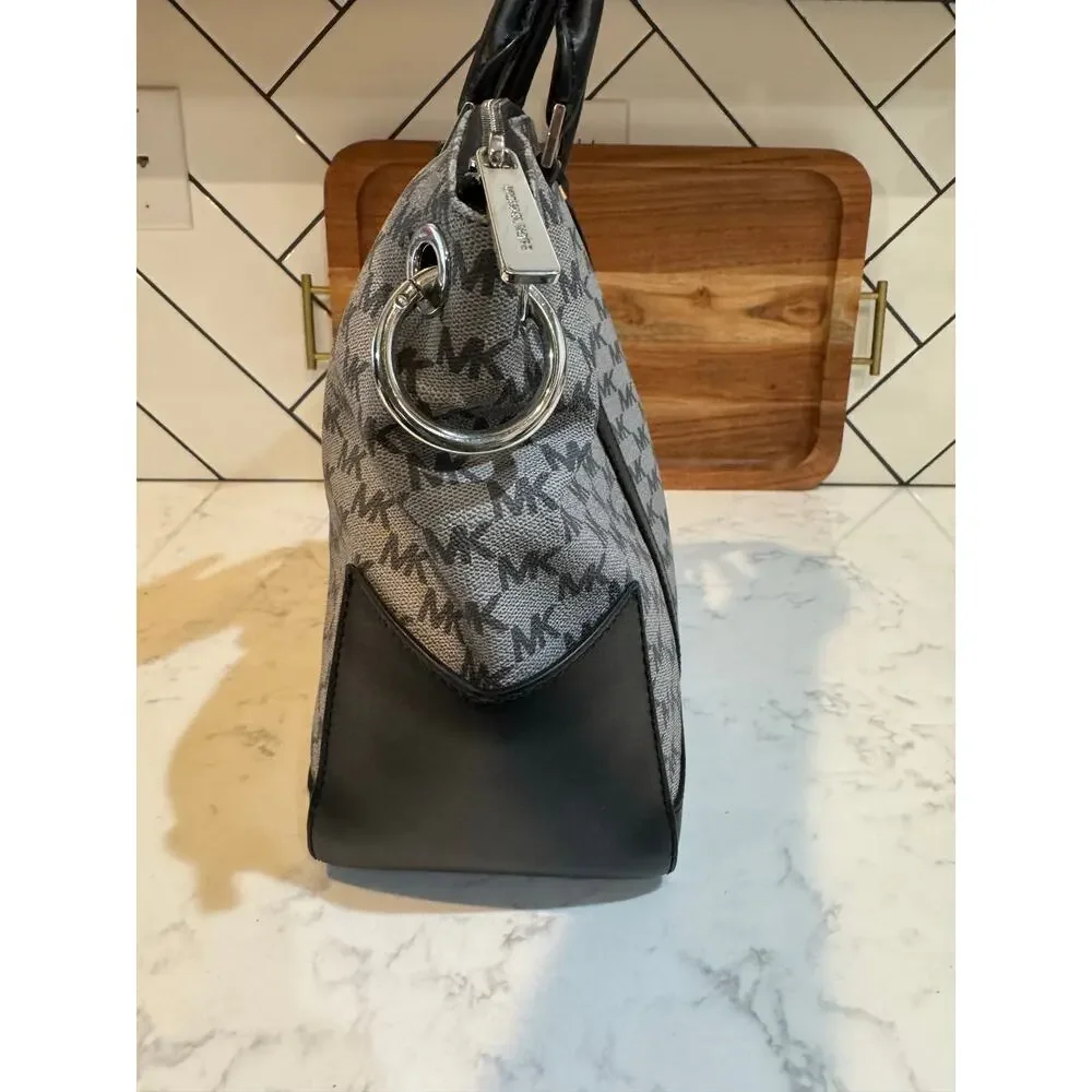 Michael Kors Monogram MK Logo Large Satchel Purse gray black w/bag charm 2018
